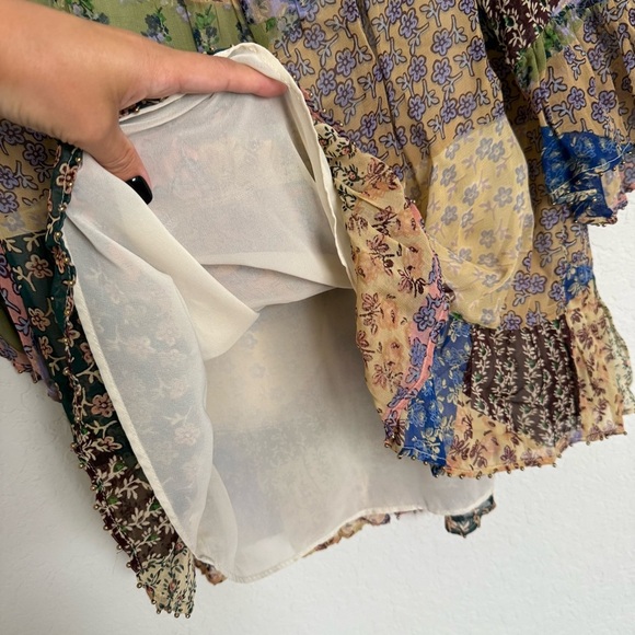 Anthropologie Floreat Patchwork Peasant Top Size Small Floral Beaded Hem Boho - Picture 7 of 9